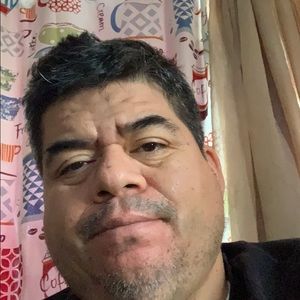 Meet your Posher, Ambrocio